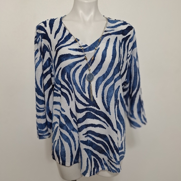 Alfred Dunner Blue White V-Neck 3/4 Sleeve Zebra Animal Print Top Size XL - Picture 1 of 14